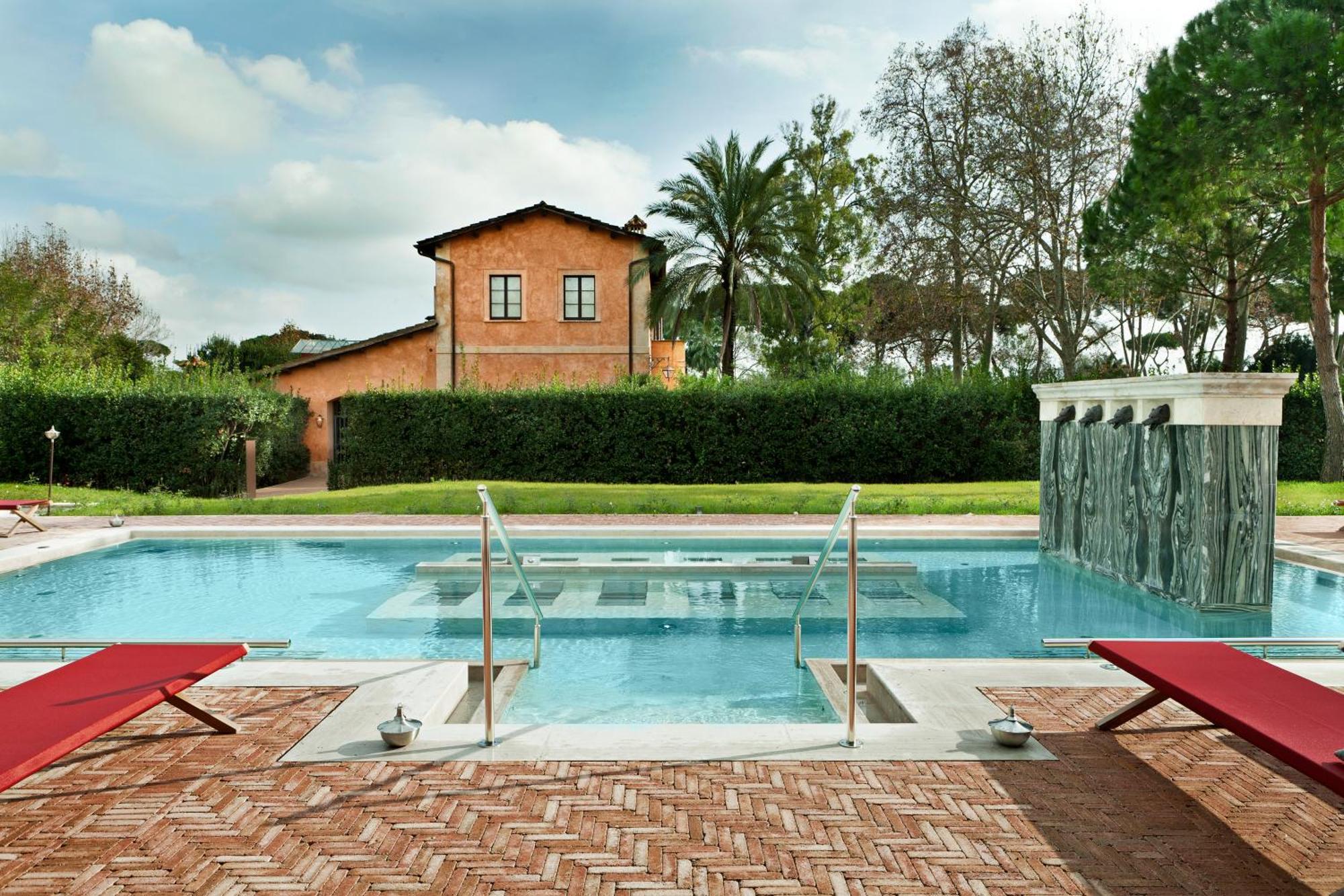 Qc Termeroma Spa And Resort Fiumicino Exterior photo